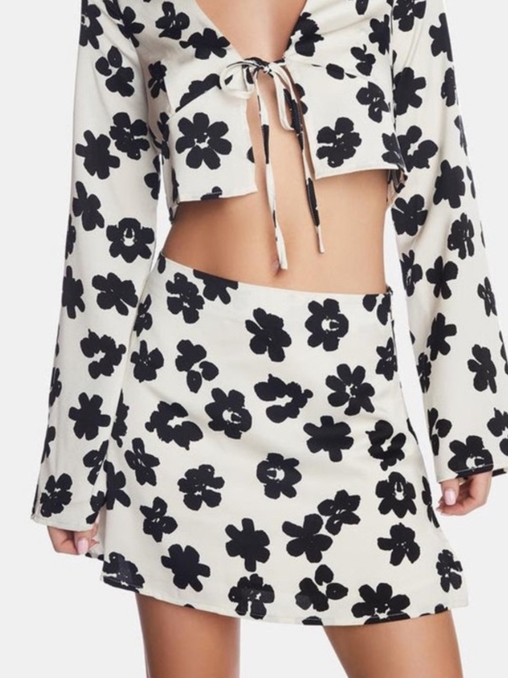 Bailey Rose Black White Floral Mini Skirt Size Large